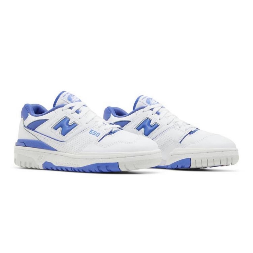 New Balance 550 Aura
